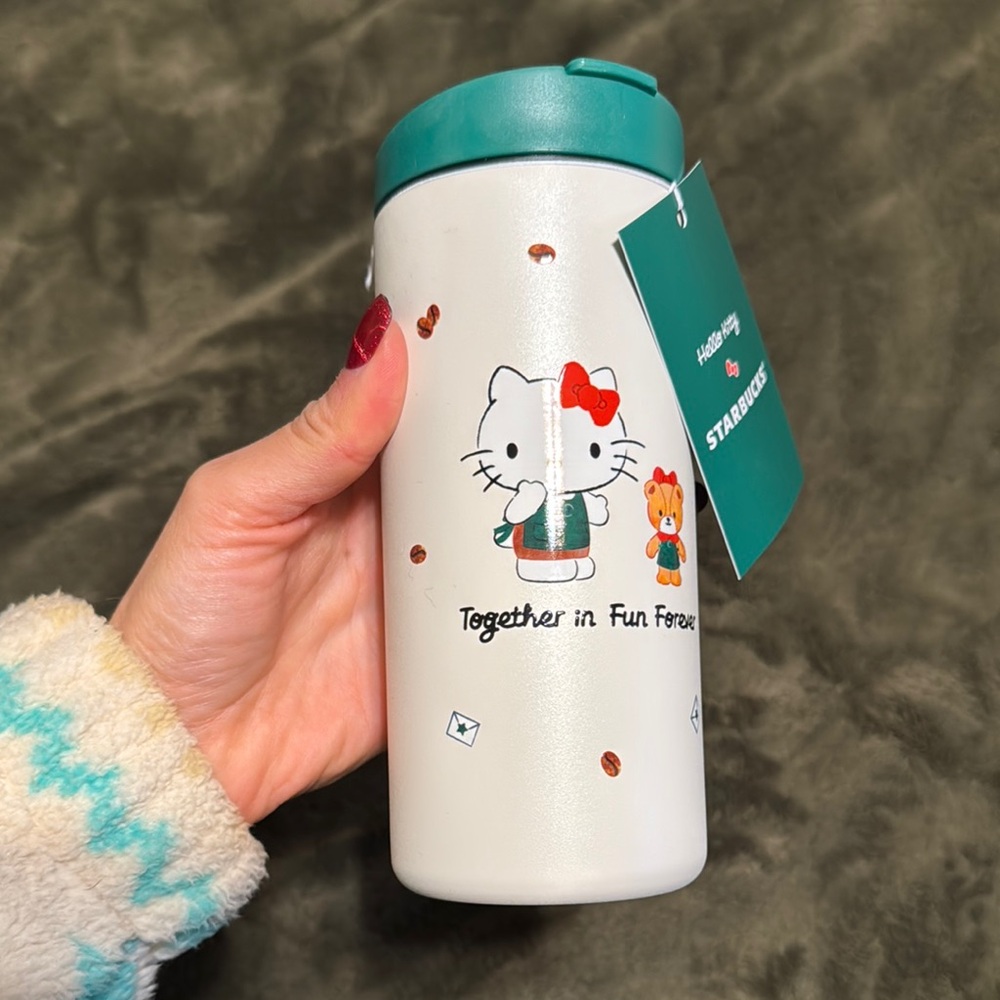 Starbucks Hello Kitty Tumbler